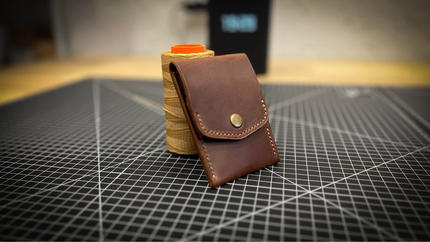 What Makes a Leather Wallet Durable: Stitching, Thread & Construction