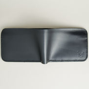 Classic Slim Bifold Wallet | Hunza Fold