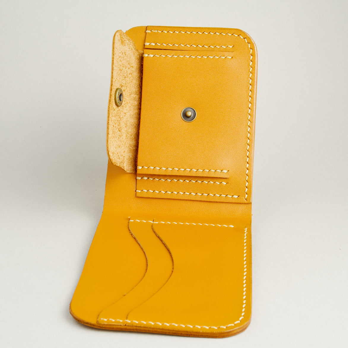 Classic Slim Bifold Wallet | Hunza Fold