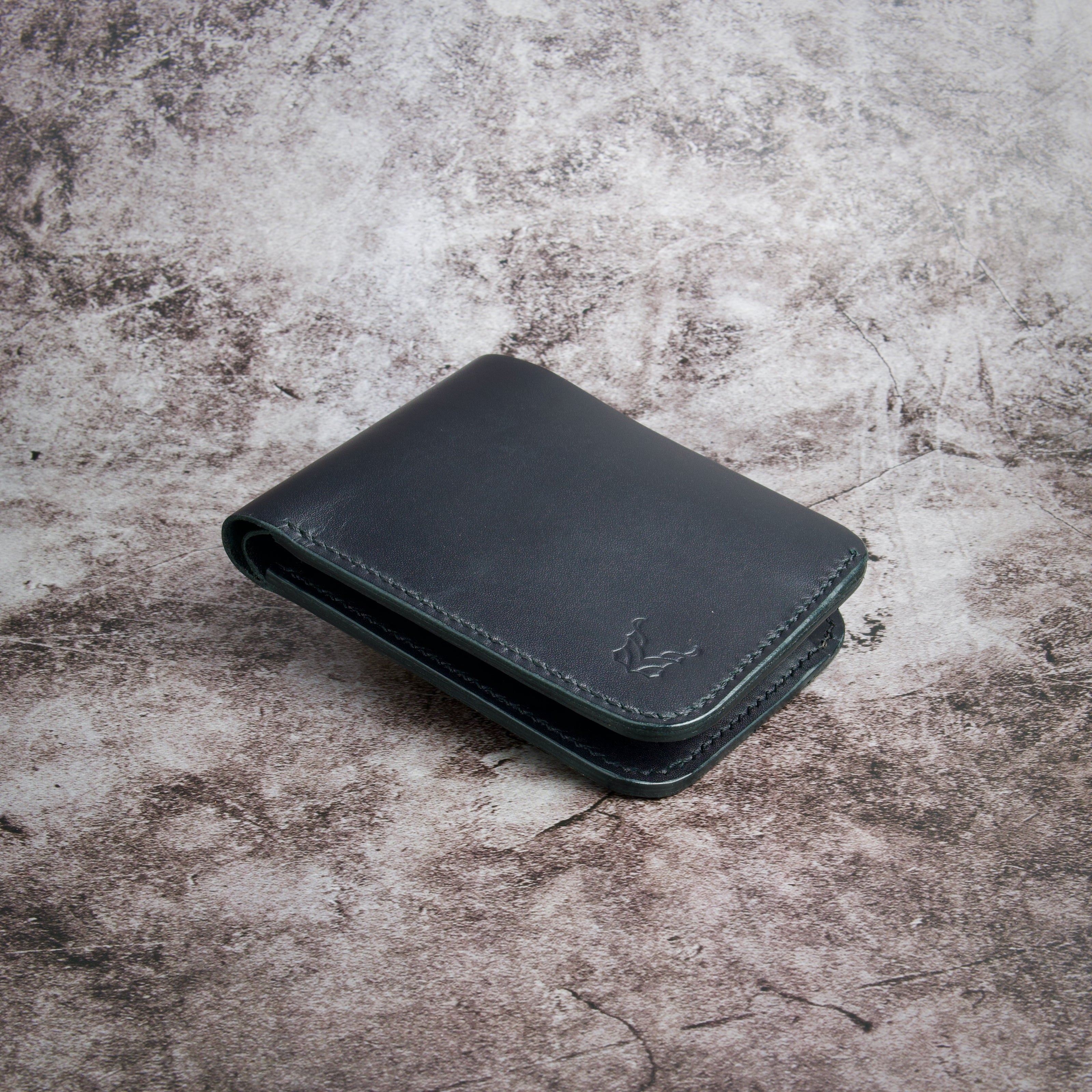 Classic Slim Bi-Fold Wallet | Hunza Fold