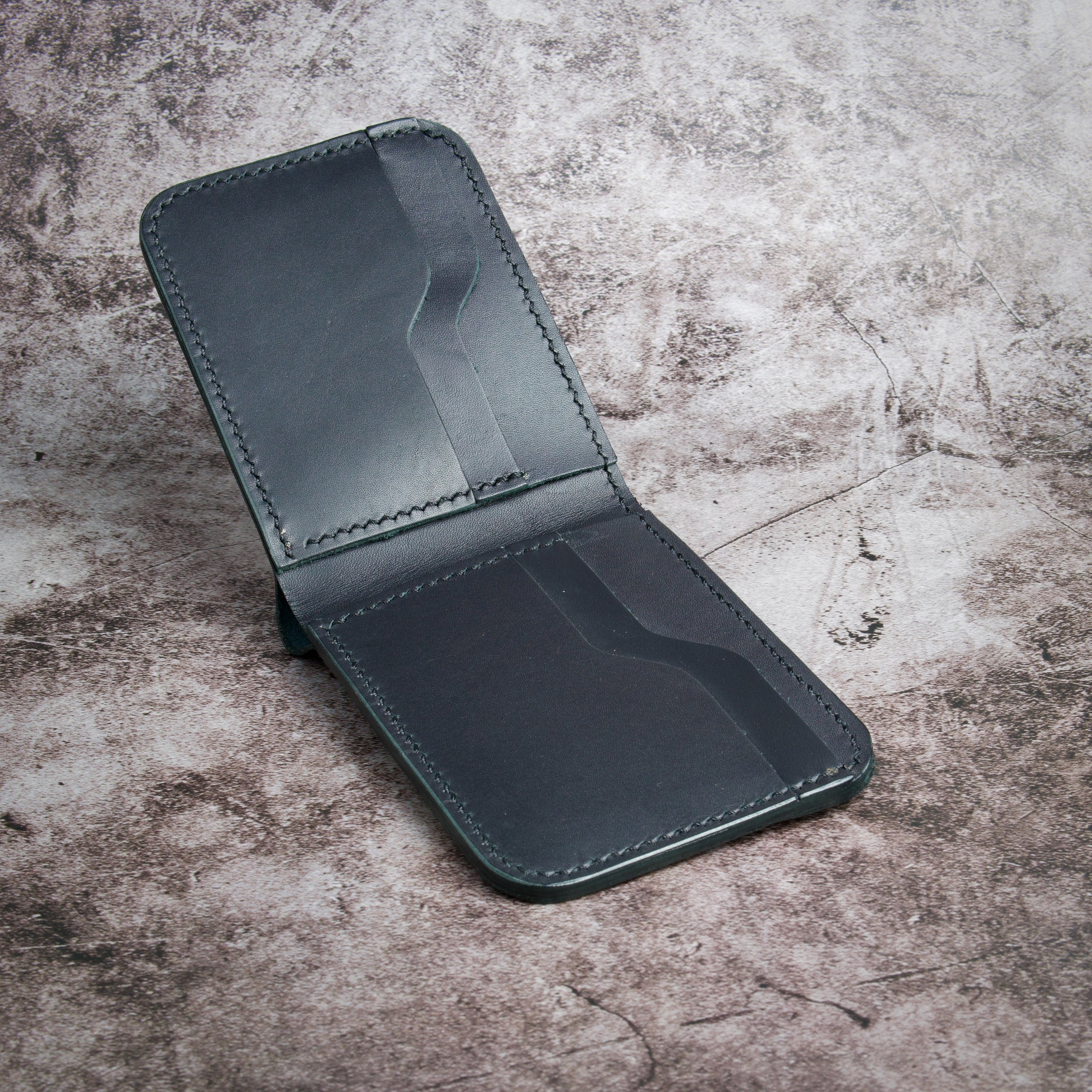 Classic Slim Bi-Fold Wallet | Hunza Fold