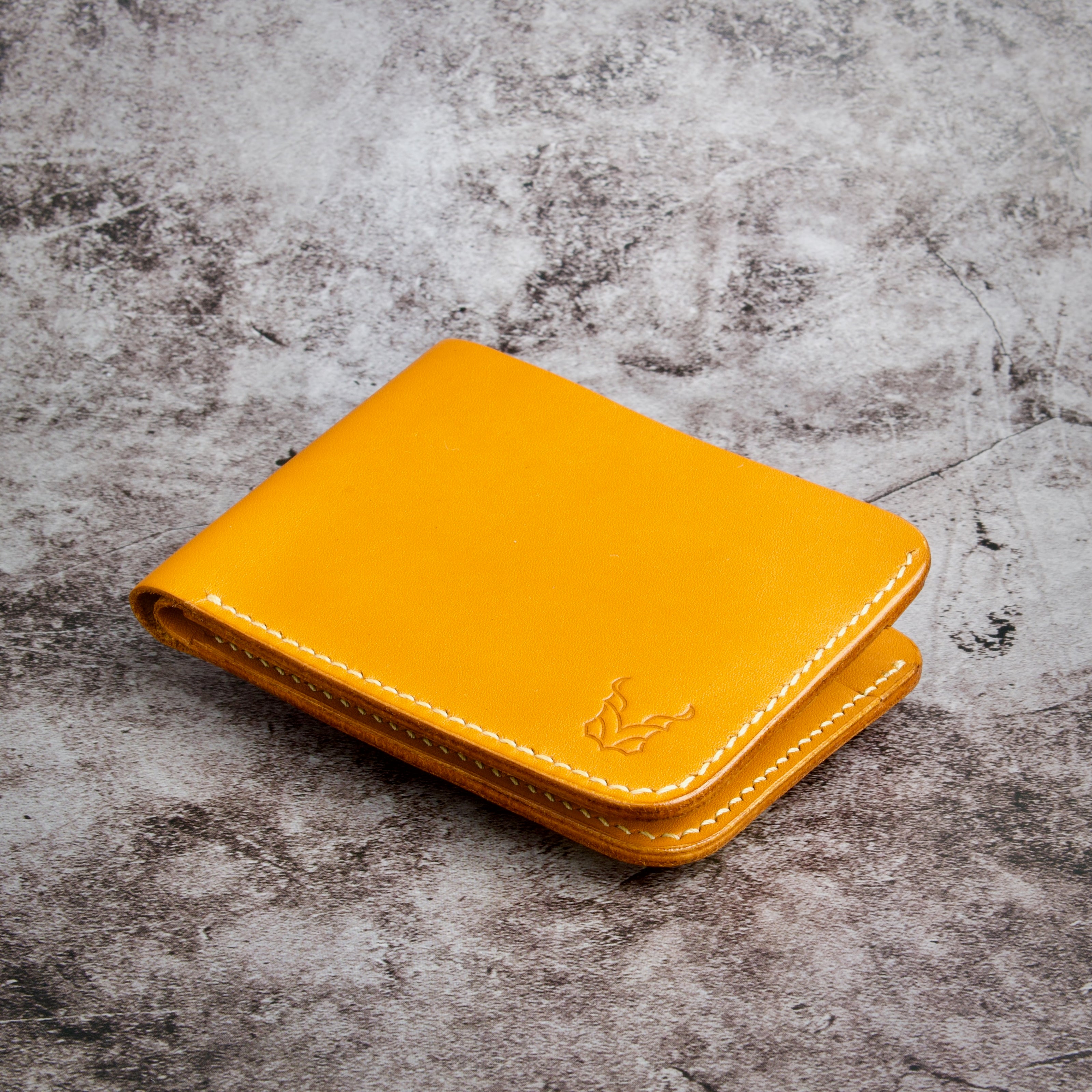 Classic Slim Bi-Fold Wallet | Hunza Fold