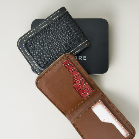 Croc-Embossed Classic Bi-Fold Wallet | Indus Sultan