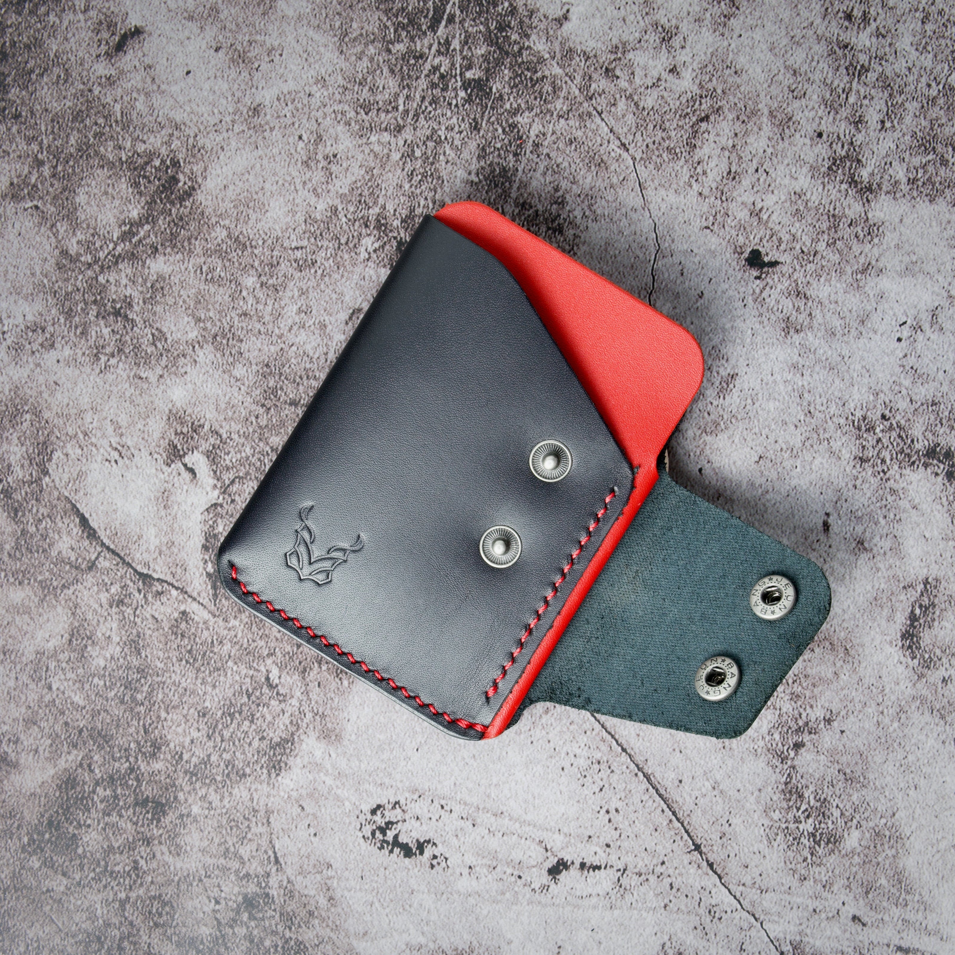 Ultra Compact Card Sleeve | Niva Glide