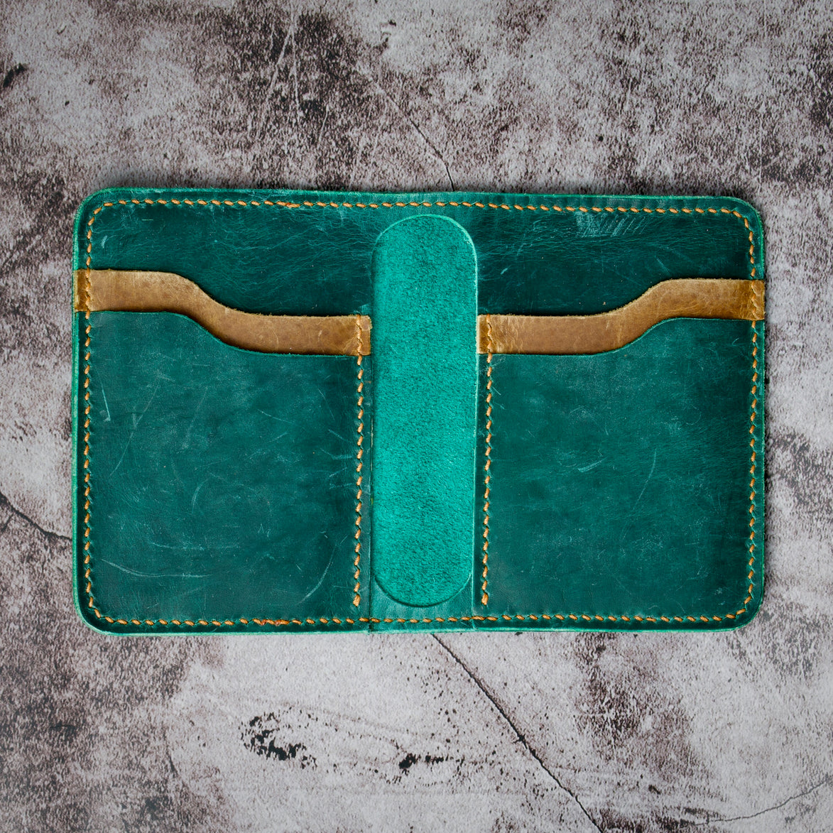 Slim Vertical Bifold Wallet | Ravi Fold