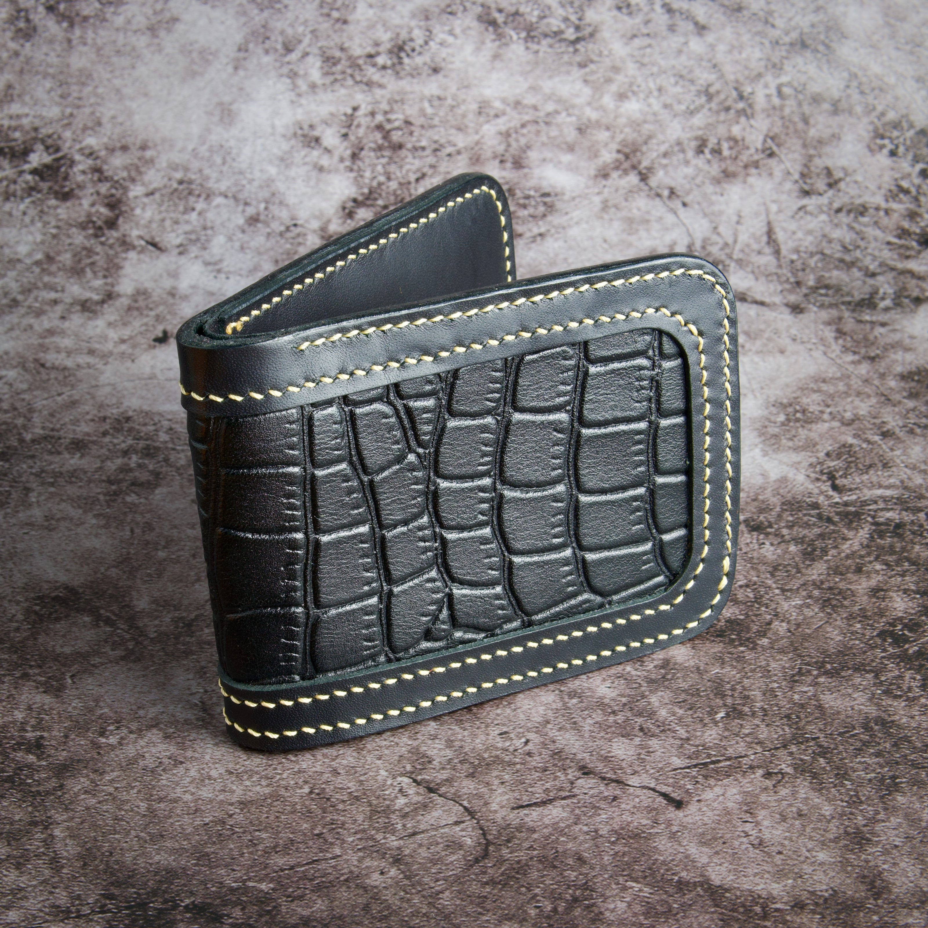 Croc-Embossed Classic Bi-Fold Wallet | Indus Sultan